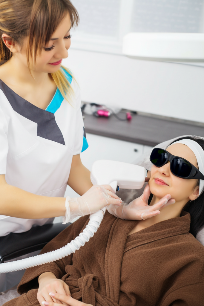 الفراكشنال ليزر ​ في الدوحة مع دكتور عمر فودة